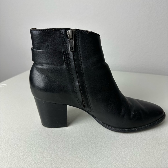 Madewell Black Leather Kelli Heeled Booties Boots Size 7.5 - Picture 4 of 7